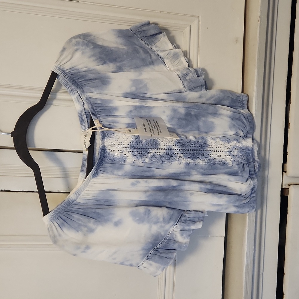 Ocean drive iris off shoulder top